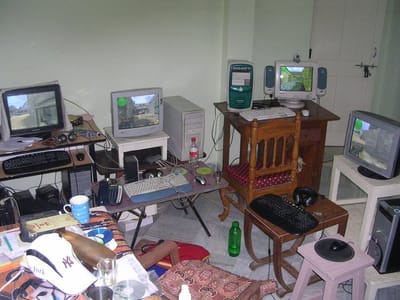 Redes Sociales: 3 Fases para Convertir un Sueño Colectivo en Pesadilla Tóxica