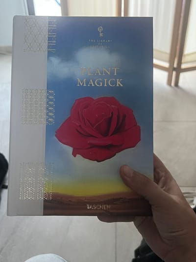 Plant Magick (library of esoterica)